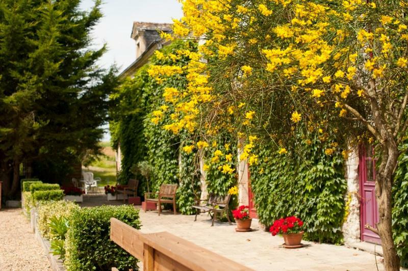 Bed and Breakfast Moulin De Gaubourg Saint-Melaine-sur-Aubance Экстерьер фото